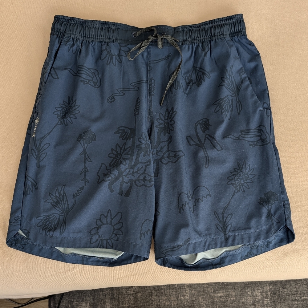 Roark Navy Serrano 8" Shorts